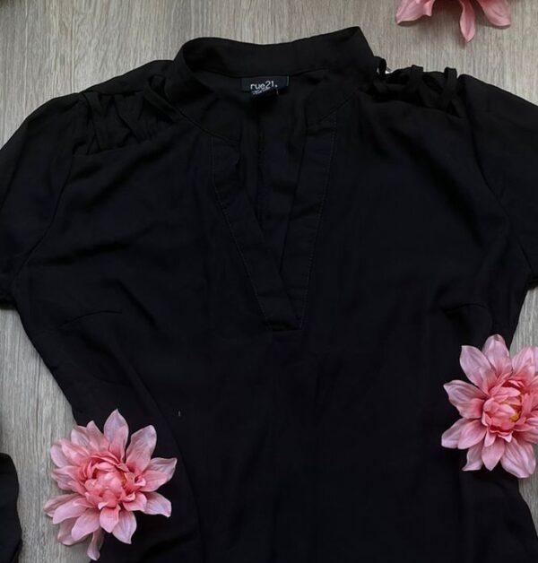 Camisa negra elegante - Image 3